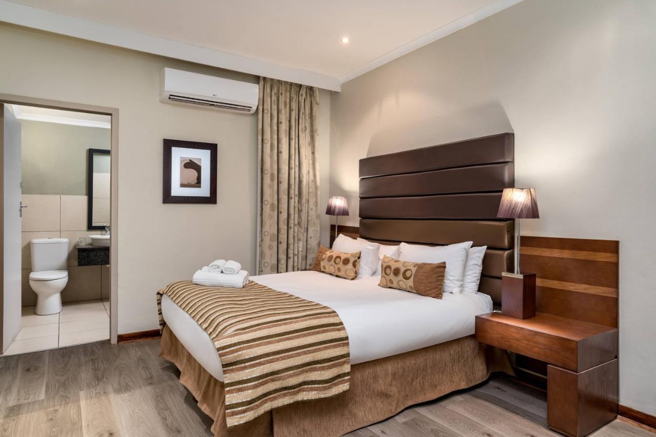 Protea Hotel By Marriott Upington Exterior foto