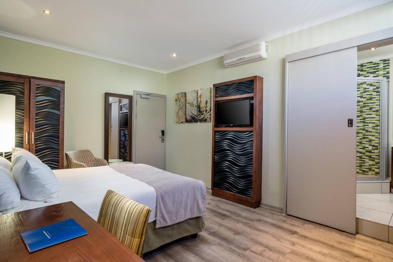 Protea Hotel By Marriott Upington Exterior foto
