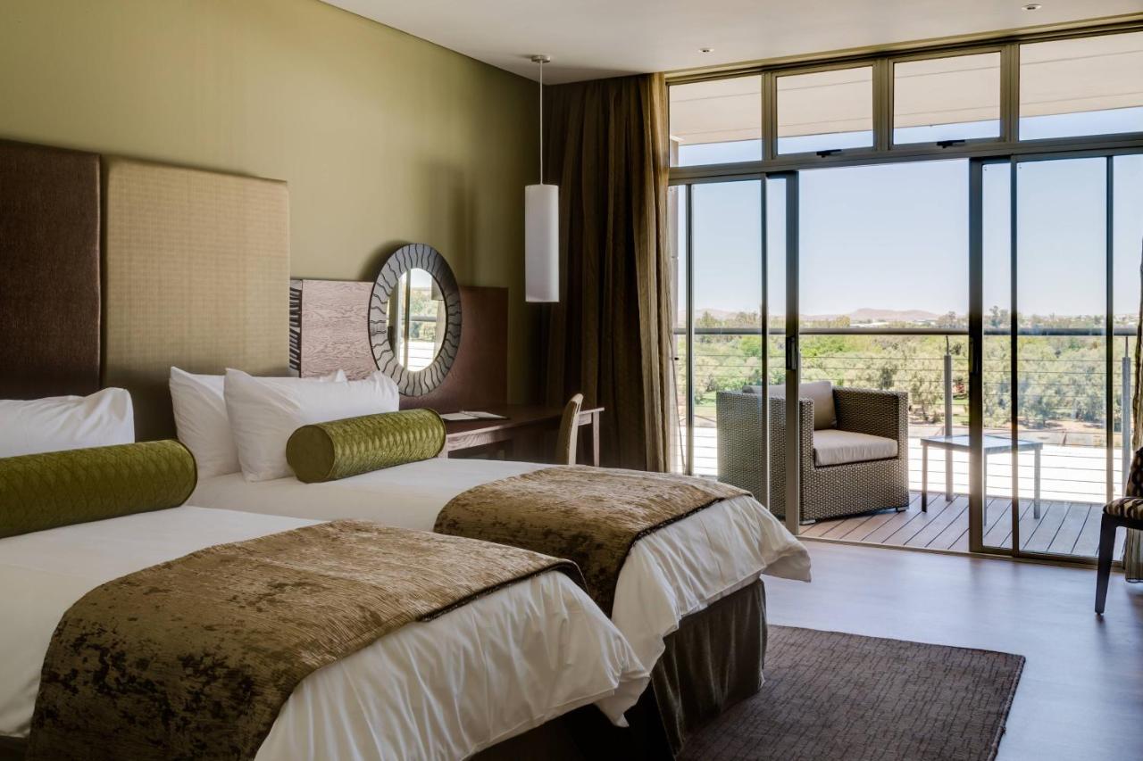 Protea Hotel By Marriott Upington Exterior foto