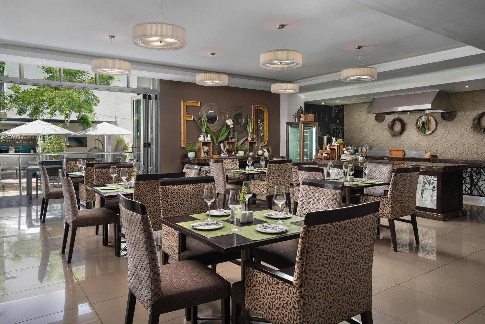 Protea Hotel By Marriott Upington Exterior foto