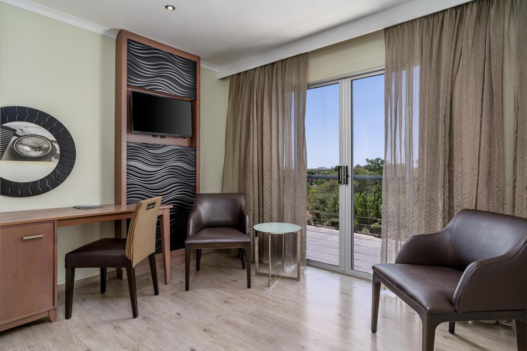 Protea Hotel By Marriott Upington Exterior foto