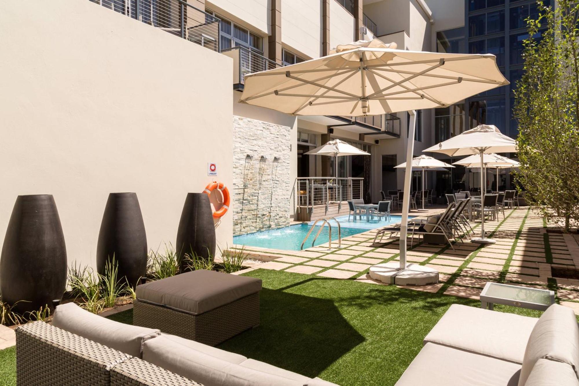Protea Hotel By Marriott Upington Exterior foto