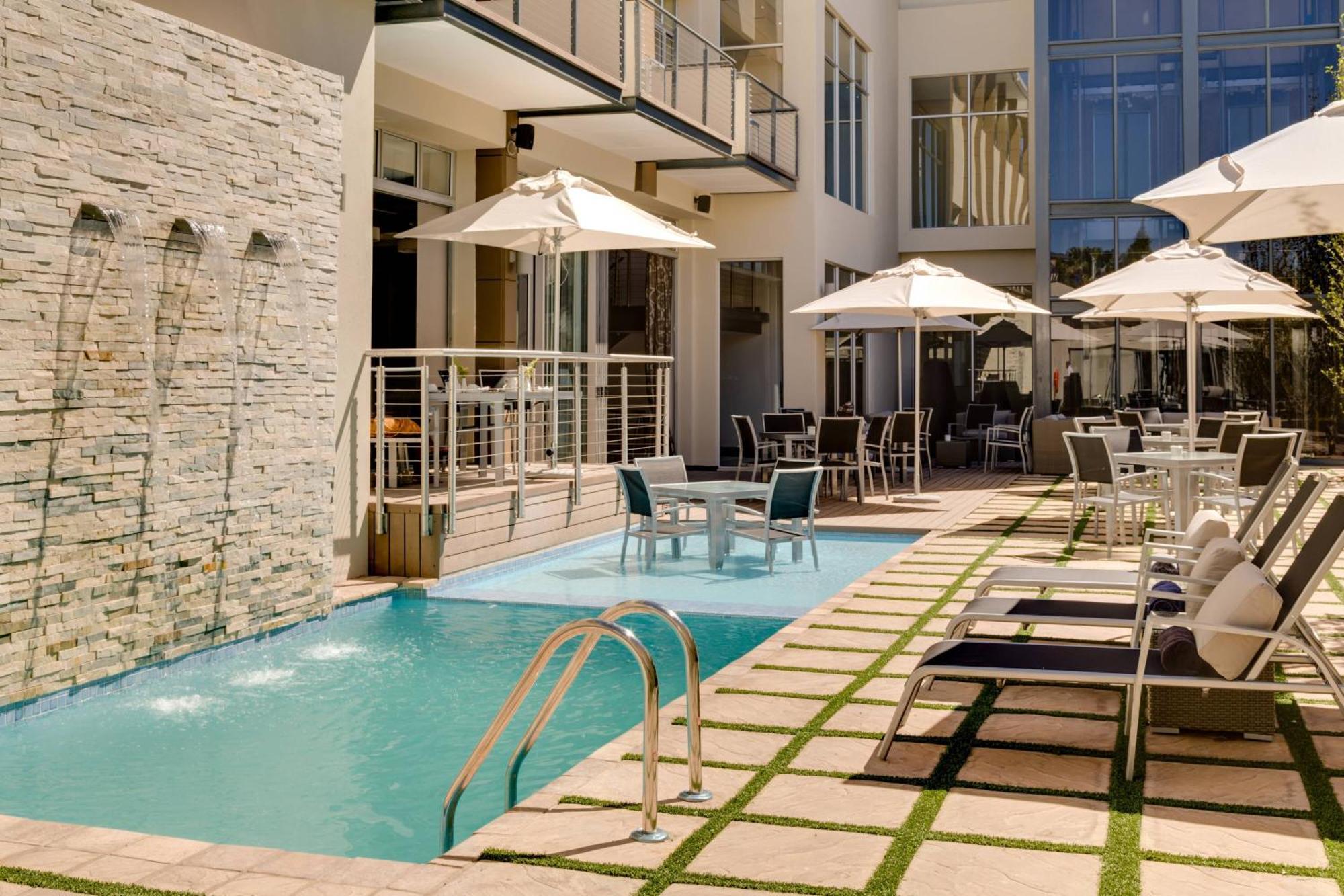 Protea Hotel By Marriott Upington Exterior foto