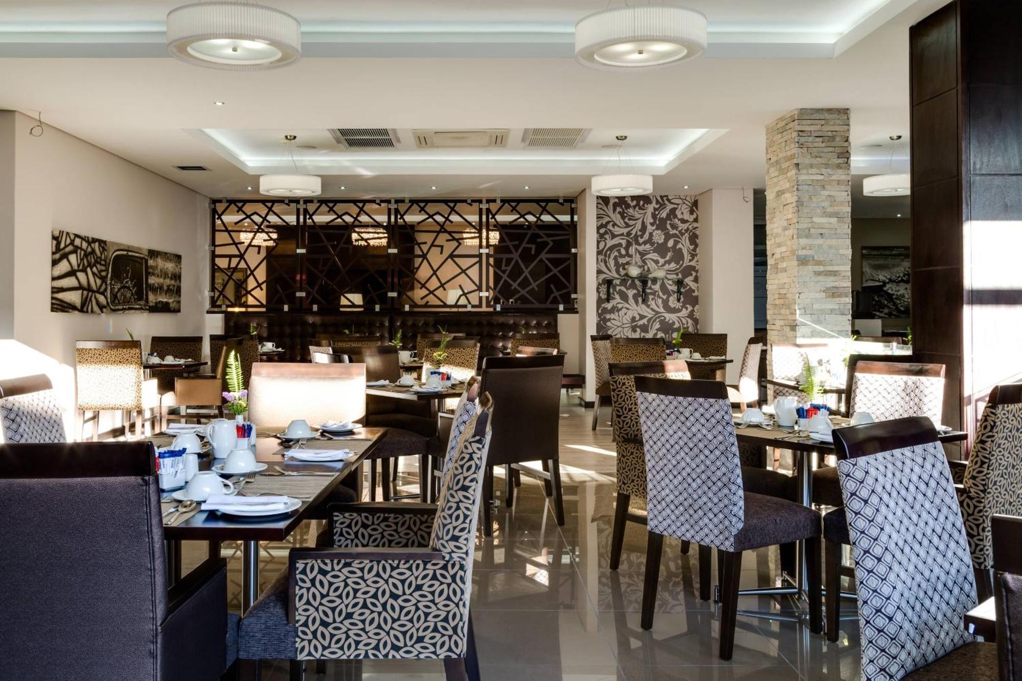 Protea Hotel By Marriott Upington Exterior foto