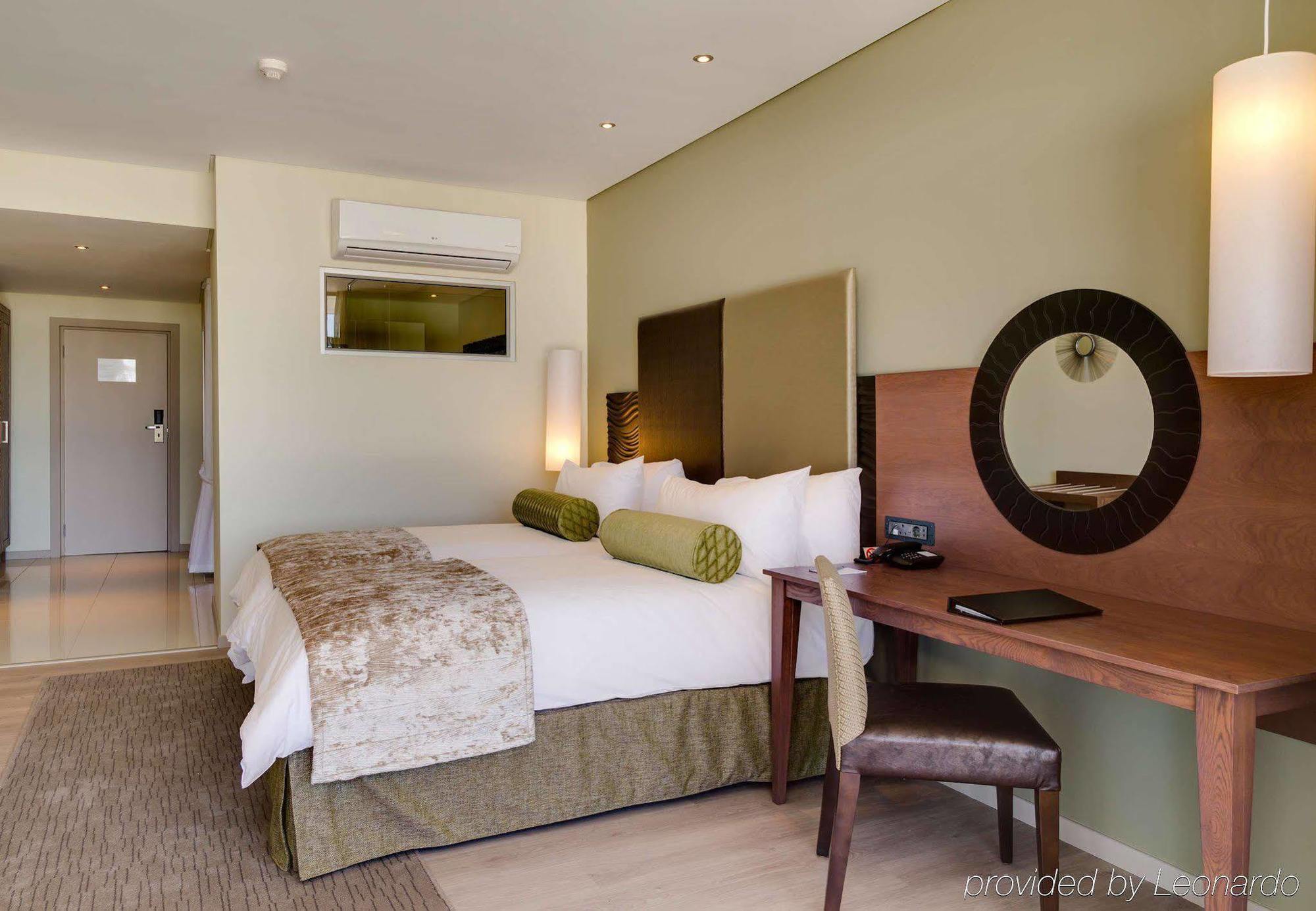 Protea Hotel By Marriott Upington Exterior foto